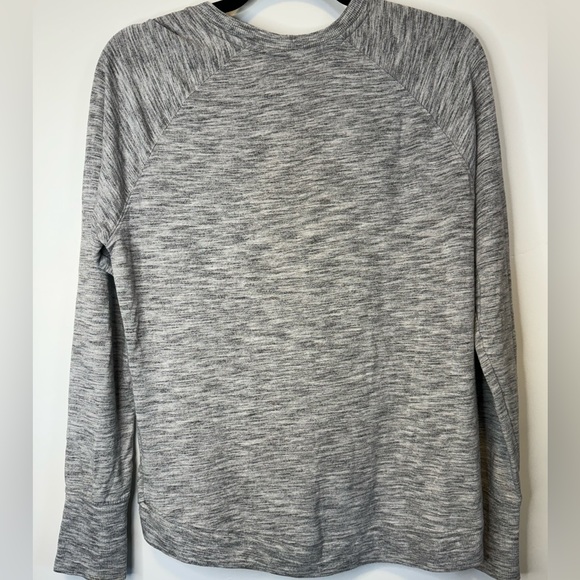 Ladies Athleta Crewneck - Picture 2 of 4